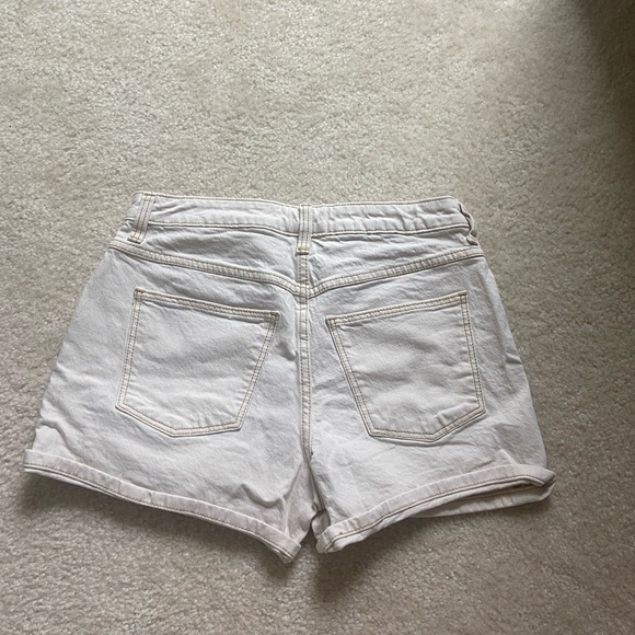 Cream Denim Shorts - Picture 3 of 3